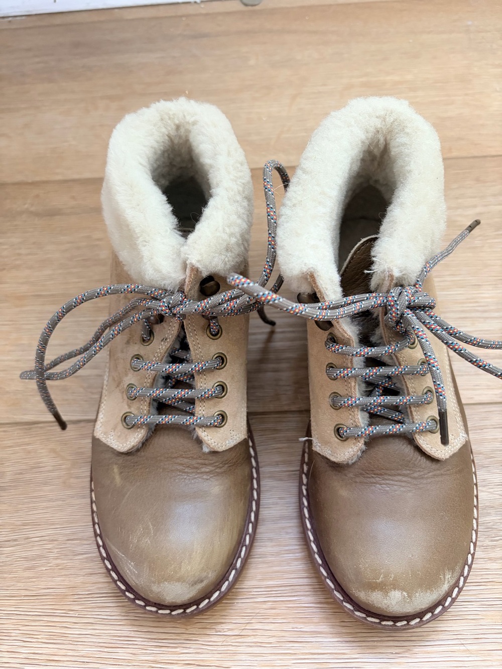 Bonpoint Tan and Cream Shearling Lace-Up Kids Boots